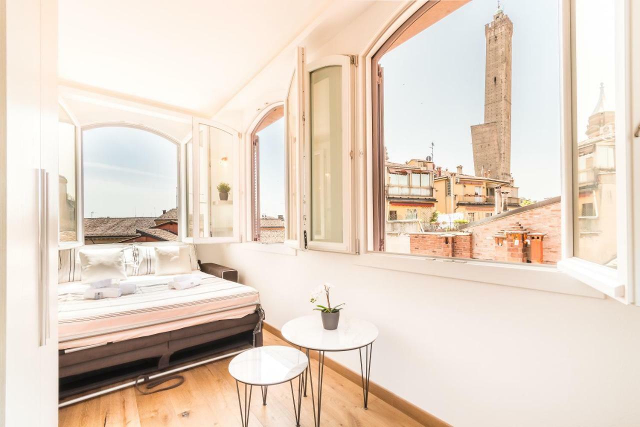 4 Star Two Towers Appartement Bologna Buitenkant foto